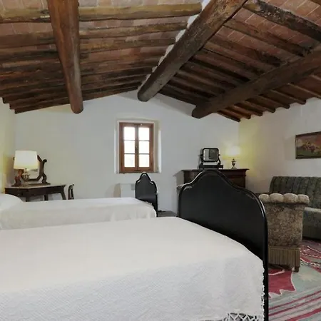 Villa Sleeps 8 With Pool And Wifi Calzaiolo