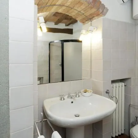 Sleeps 8 With Pool And Wifi * Calzaiolo